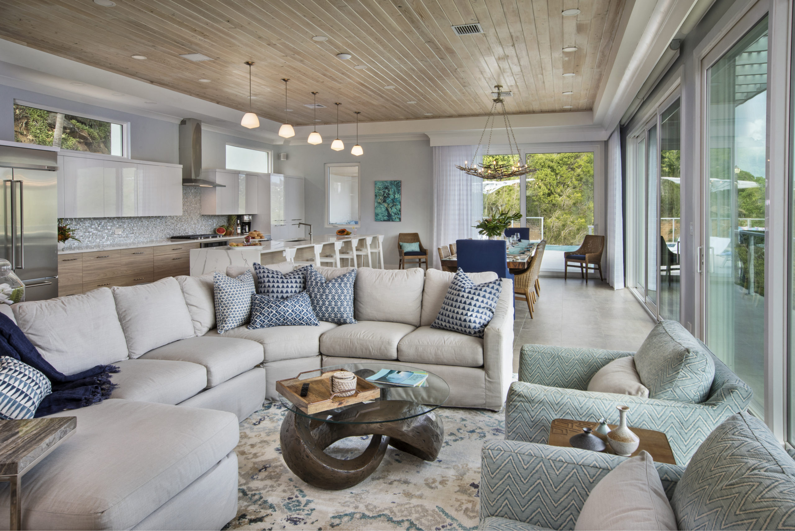 Мифы и правда о снятии наличных с кредитной карты Сбербанка: что влияет на ваш бюджет?