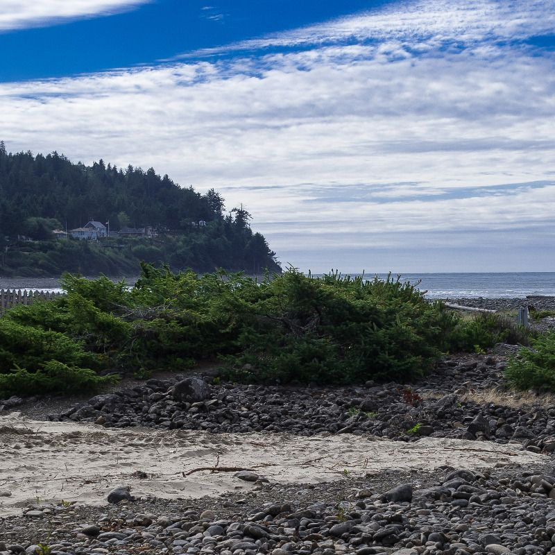 Можно ли законно списывать деньги с кредитной карты для погашения долга?