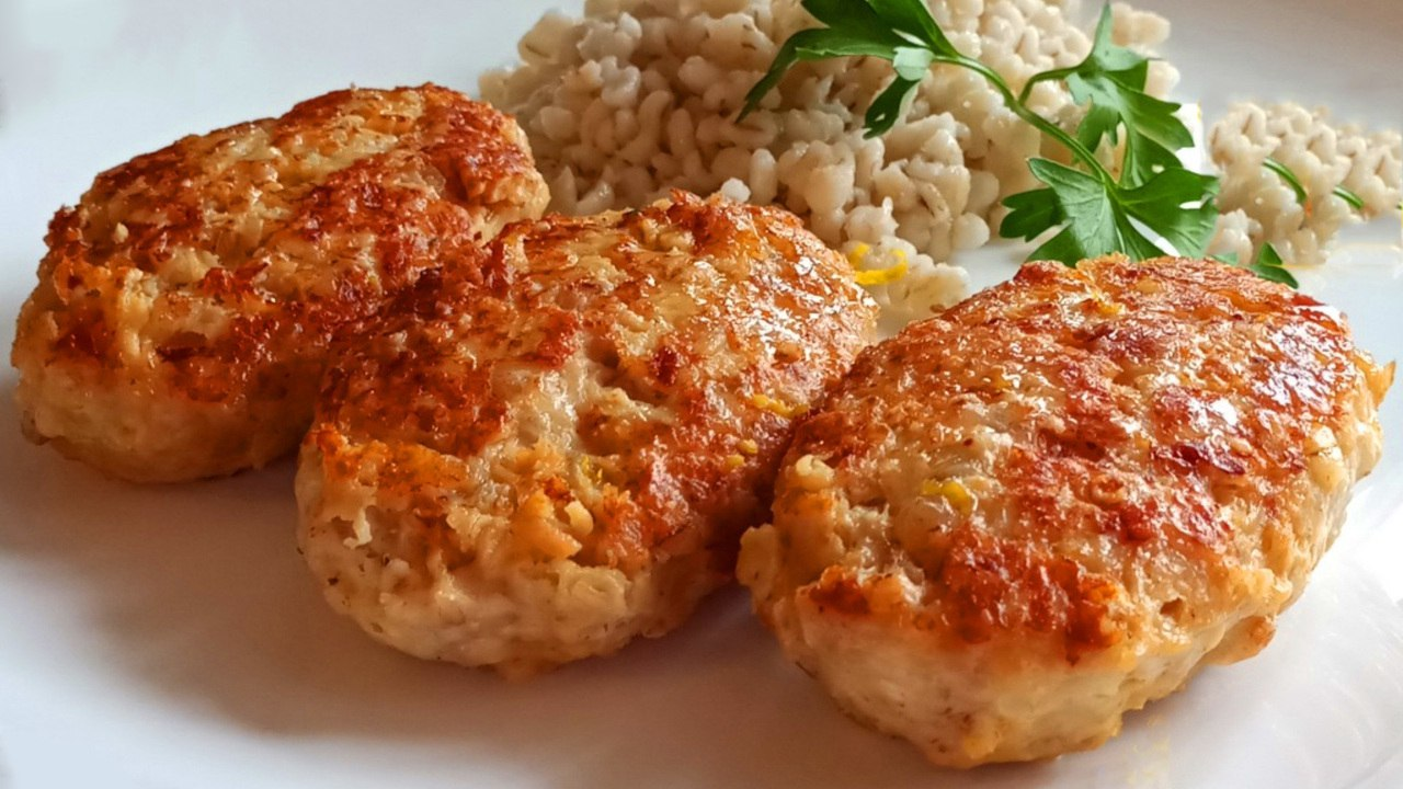 Сравнение кредитных карт: Какие предложения наиболее выгодные? Сравнение кредитных карт: Какие предложения наиболее выгодные?