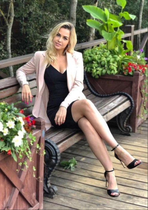 Выход из кредитной ямы: ищем лучшие варианты для получения денег на карту